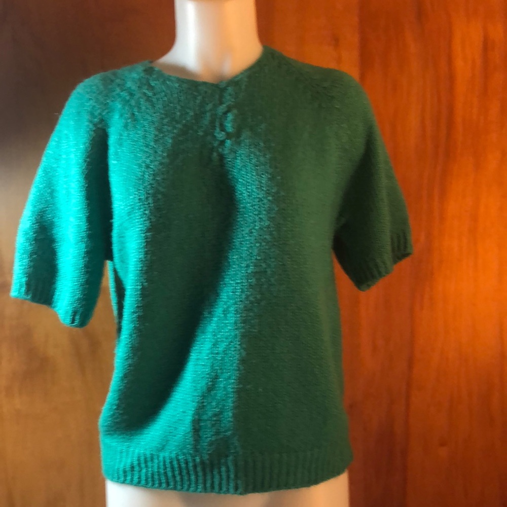 Essex Junction Short Sleeve Sweater Top Green  Medium